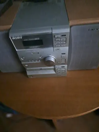 Miniequipo Sony Plata