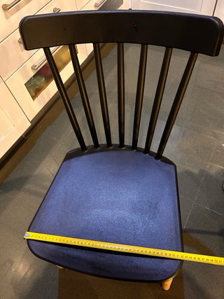 Sillas de comedor negras y madera