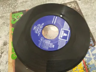 Los Diablos - Cantar y Cantar / Oh, Oh, Nada Más