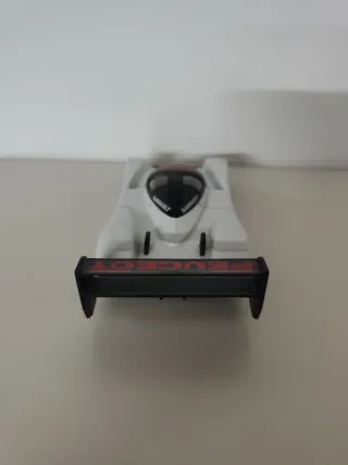 Coche Peugeot 1/24 Referencia 1460 de Mira