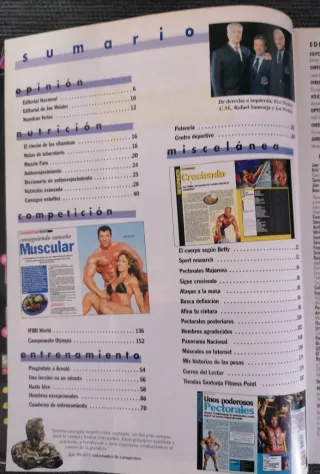Revista culturismo Muscle & Fitness (2 ) 211 y 216