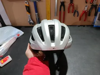 Casco Abus blanco