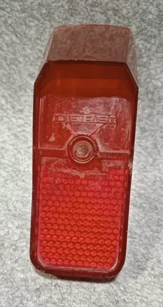 Tulipa Piloto Trasero Derbi Antorcha