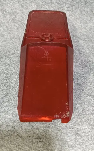 Tulipa Piloto Trasero Derbi Antorcha