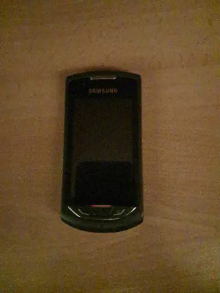 Móvil Samsung Negro y Naranja