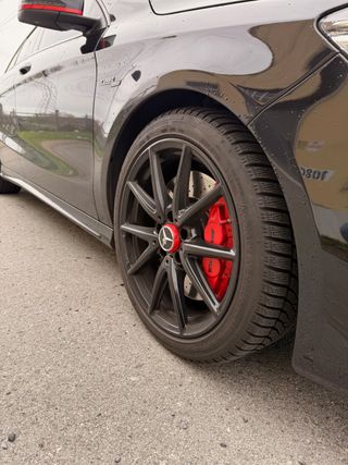 Mercedes-Benz CLA 45 AMG 4MATIC