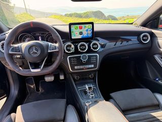 Mercedes-Benz CLA 45 AMG 4MATIC