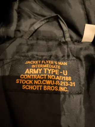 Abrigo Schott verde militar impermeable