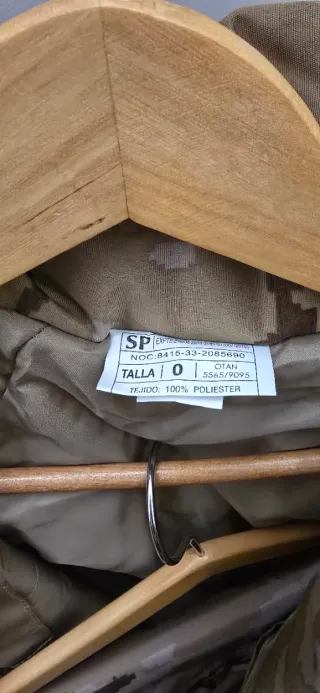 Traje impermeable ejército camuflaje