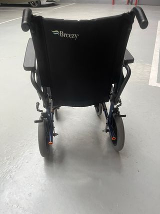Silla de ruedas de acero Breezy Premium