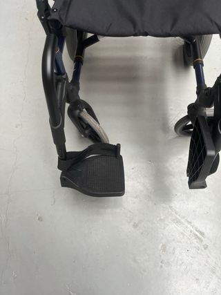 Silla de ruedas de acero Breezy Premium