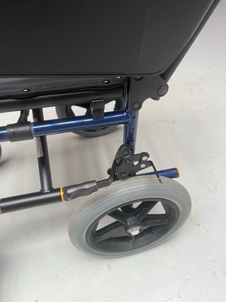 Silla de ruedas de acero Breezy Premium