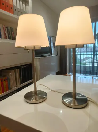 2 Candeeiros de Mesa IKEA