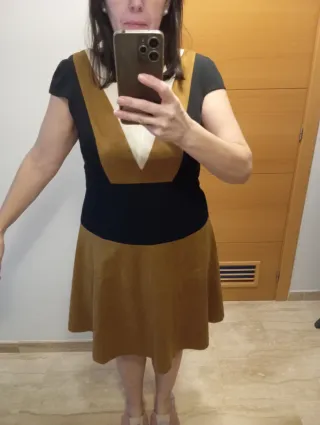 Vestido Arggido Manga Corta Talla L