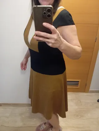 Vestido Arggido Manga Corta Talla L