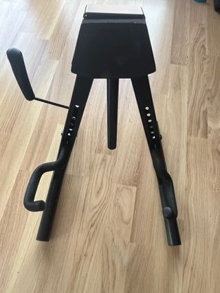 Fender Squier 70s Jaguar + funda rígida + soporte