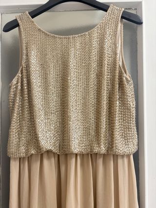 Vestido de fiesta beige y dorado