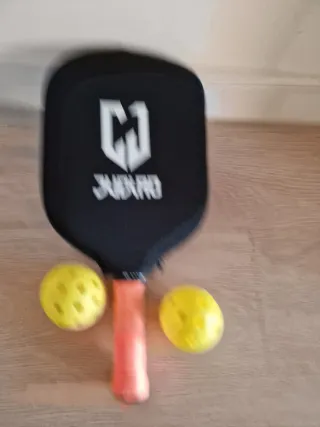 Set Pickleball JUCIAO: Pala, Funda y 2 Pelotas
