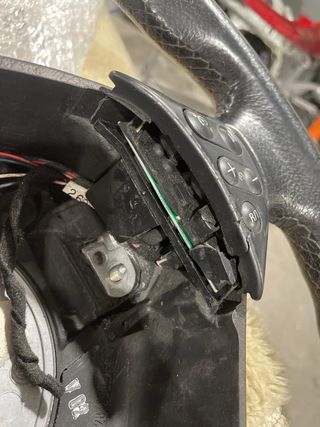 Volante ensaimada BMW