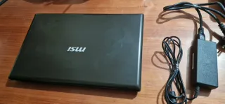 Portátil MSI i7
