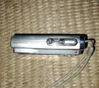 Cámara Sony Cyber-shot DSC-W80