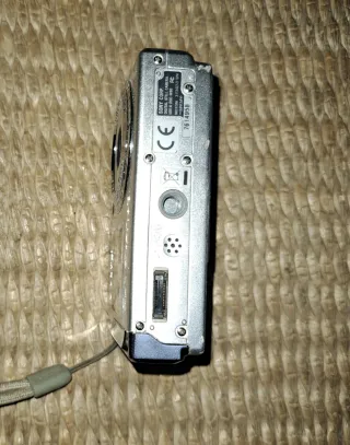 Cámara Sony Cyber-shot DSC-W80