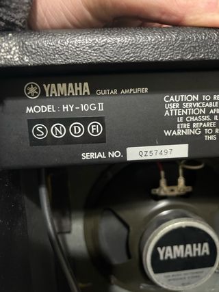 Amplificador Yamaha HY-10GII Budokan 50watts