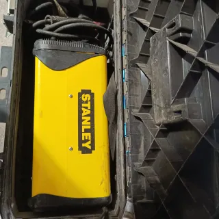 Soldador Inverter Stanley Super210