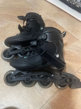 Patines en línea negros talla 38
