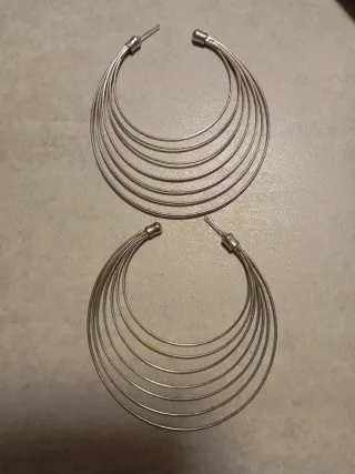 Aros plateados multicapa