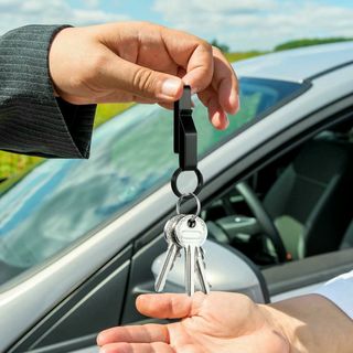 Llavero Táctico con Mosquetón Clip