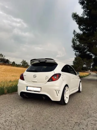 Opel Corsa OPC nurburgring editon