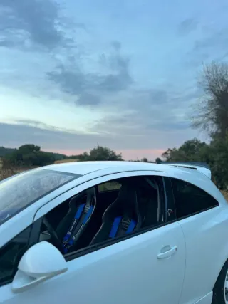 Opel Corsa OPC nurburgring editon