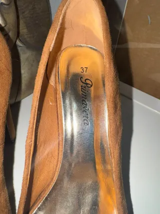 Zapatos de tacón marrones talla 37