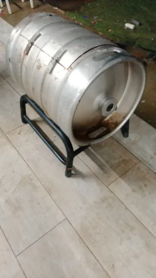 Barbacoa de barril hecha a mano