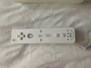 Nintendo Wii, diverso material