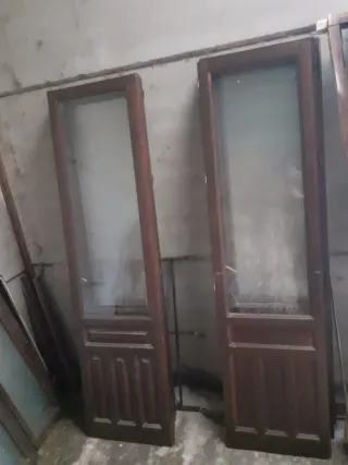 Puertas de madera con cristal 1180 x 2190 tengo 4