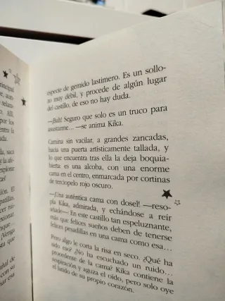 KIKA SUPERBRUJA EN CASTILLO DRACULA (10)