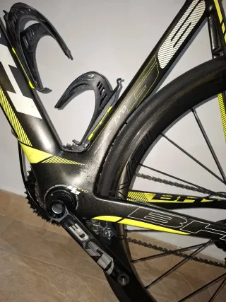 Bicicleta de carretera BH G6 PRO carbono