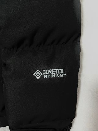 Chaqueta The North Face Summit Series Negra