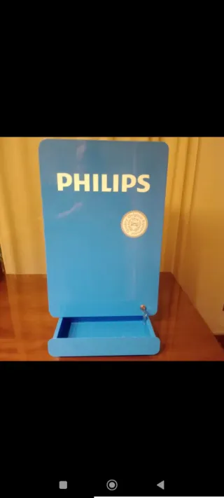 Armario Philips azul nuevo con bandejas y llave