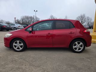 Toyota Auris 2011