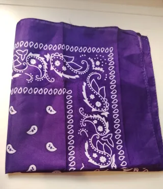 Gorros divertidos beige y morado