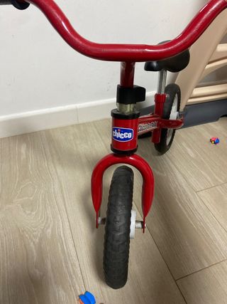 Bici sin pedales Chicco Roja