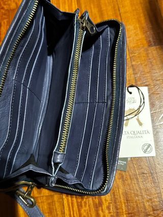 Pochette in pelle intrecciata blu