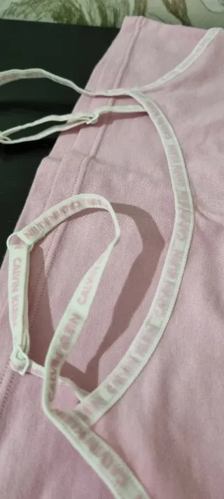 2 camisetas interiores Calvin Klein Nuevas