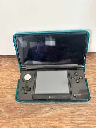Nintendo 3DS Negra con Juegos