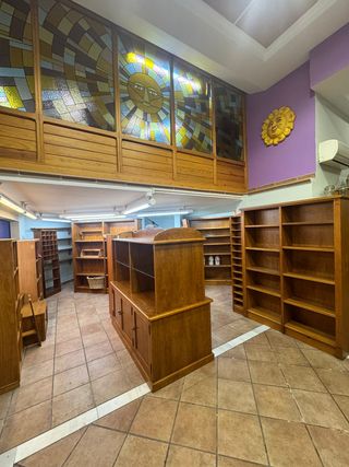 Mobiliario madera artesana para negocio