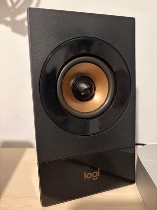 Logitech Z533 Altavoces PC 120W