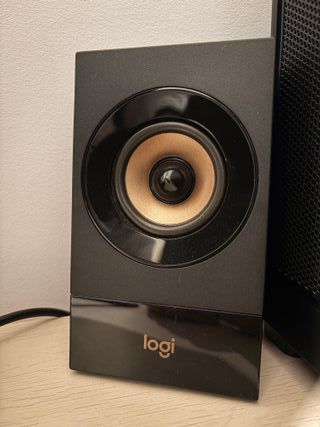 Logitech Z533 Altavoces PC 120W